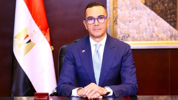 المهندس حسن الخطيب وزير الاستثمار والتجارة الخارجية المهندس حسن الخطيب وزير الاستثمار والتجارة الخارجية
