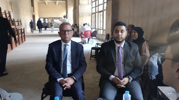 المحامي أشرف عبدالعزيز المحامي أشرف عبدالعزيز