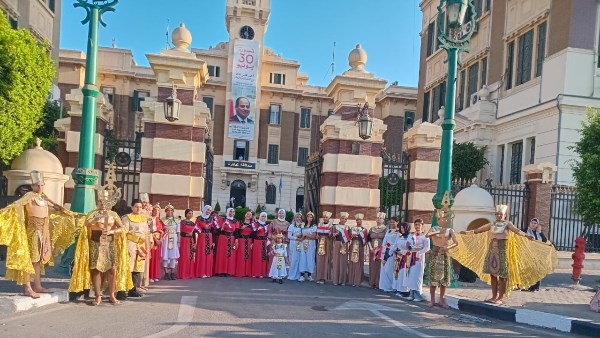 القاهرة تستعد للحدث الاكبر في العالم القاهرة تستعد للحدث الاكبر في العالم