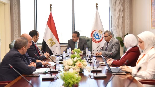 جانب من الاجتماع جانب من الاجتماع