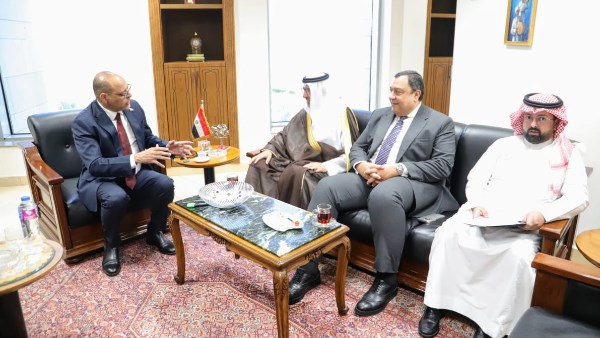 جانب من اللقاء جانب من اللقاء