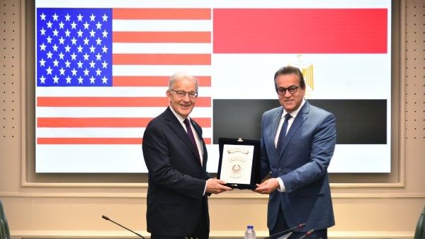 جانب من اللقاء جانب من اللقاء