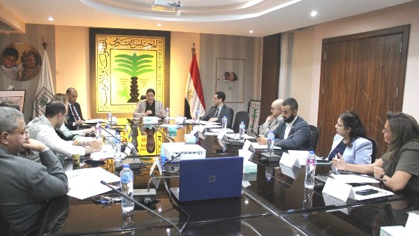 جانب من الاجتماع جانب من الاجتماع