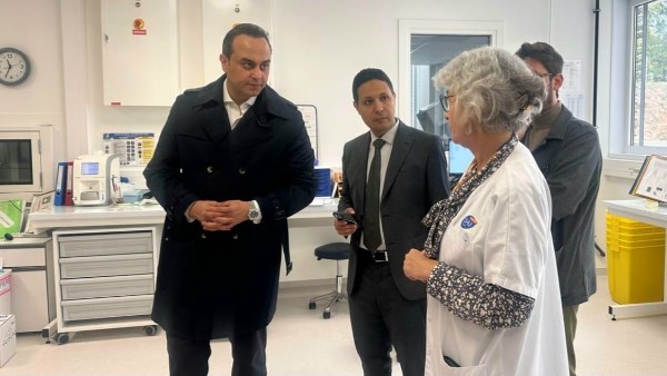 رئيس هيئة الرعاية الصحية يتفقد مستشفيات مونبلييه بفرنسا لتعزيز التعاون الطبي رئيس هيئة الرعاية الصحية يتفقد مستشفيات مونبلييه بفرنسا لتعزيز التعاون الطبي