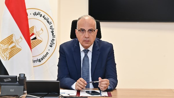 الدكتورهانى سويلم وزير الموارد المائية والرى  الدكتورهانى سويلم وزير الموارد المائية والرى