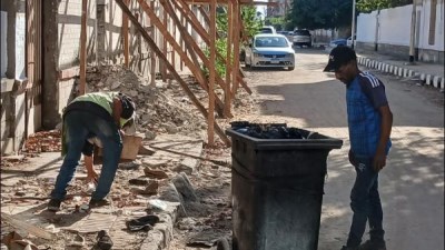 جانب من أعمال النظافة 