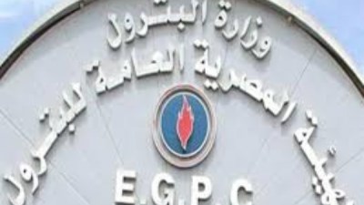 ضبط تهريب 2.091 مليون لتر سولار و100.5 ألف لتر بنزين 80