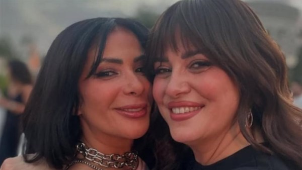 ريهام عبد الغفور ومنى زكي