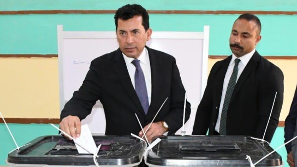 وزير الرياضة