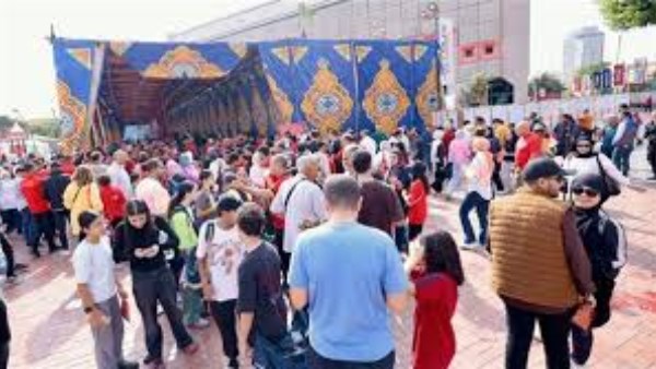 محافظ أسوان