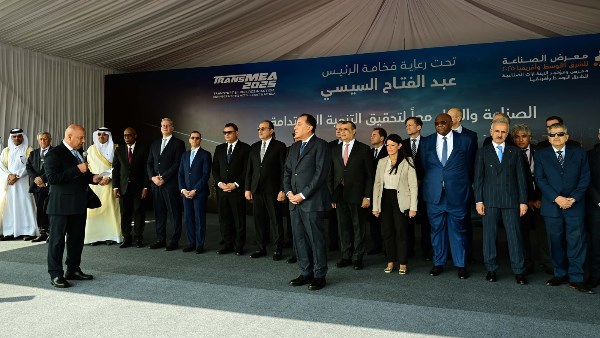 جانب من الافتتاح 