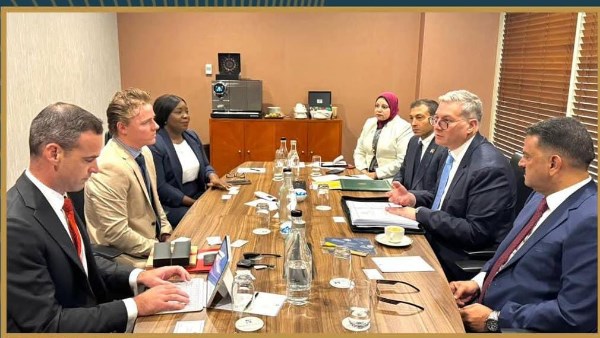 اجتماع المهندس كريم بدوي وزير البترول مع نظيره الاسترالي 