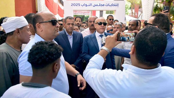 إقبال كبير على اللجان بالاقصر 