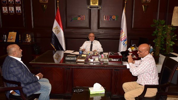 محافظ الأقصر يستقبل وفد مصر الخير 