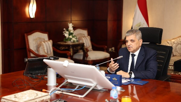 الفريق أسامه ربيع 