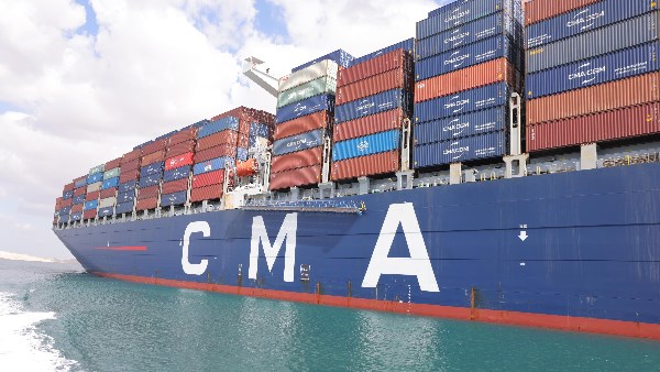 شفن قناه السويس