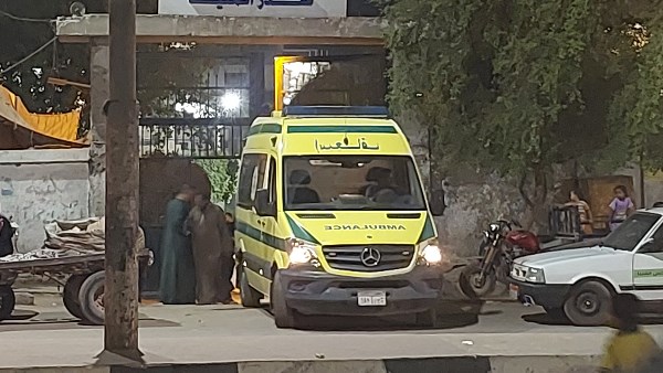 انقلاب سيارة بالمنيا يُصيب 20 عاملًا