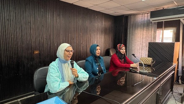 جانب من الندوه 