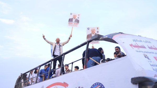 أتوبيس “القائمة الوطنية من أجل مصر” 