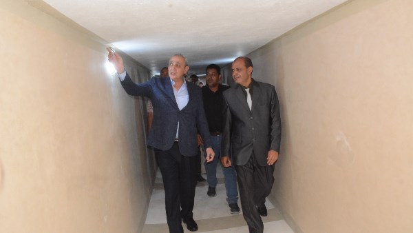 محتاج الغربيه اثناء تفقده النفق 