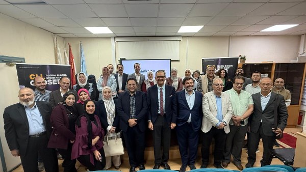 جانب من الندوة