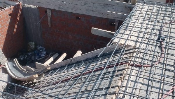 حملات إزالة بالبحيرة 