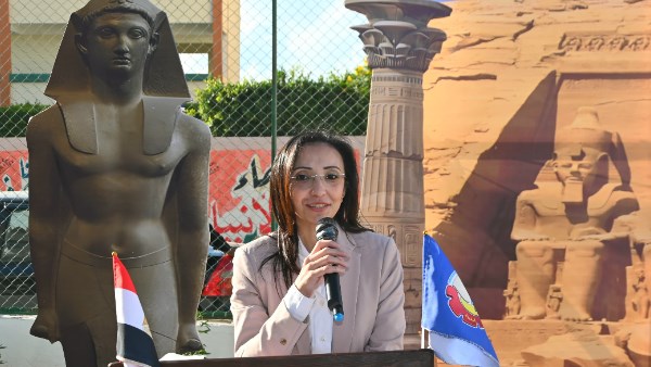 الدكتورة جاكلين عازر