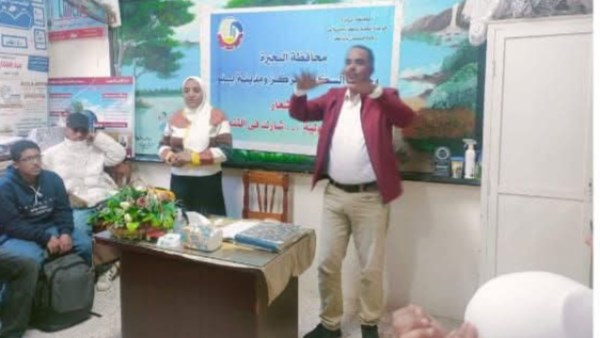 ندوة تثقيفية بمركز بدر 