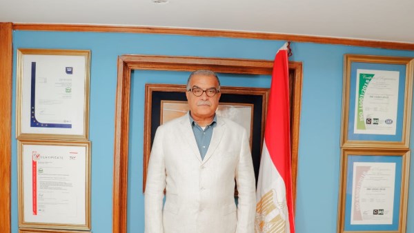 الدكتور ممدوح محمد محمود رئيس حزب الحرية المصري الدكتور ممدوح محمد محمود رئيس حزب الحرية المصري