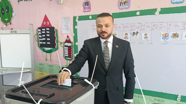 محمد الجارحي 