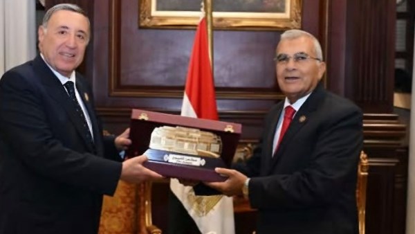 جانب من اللقاء