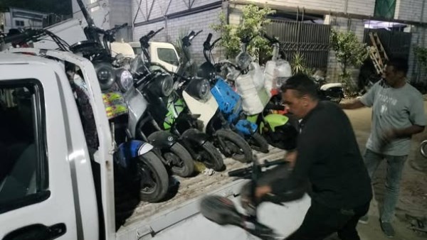  التحفظ على اسكوترات  الاطفال فى شوارع القاهرة 