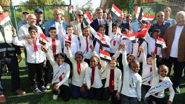 محافظ الجيزة يفتتح الملعب الخماسي بنادي المناجم بالواحات البحرية