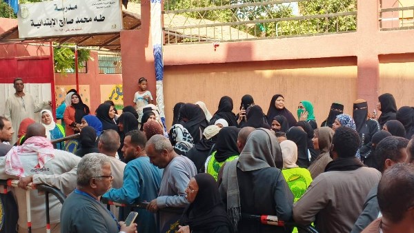 إقبال من أهالى أسوان على إنتخابات مجلس النواب