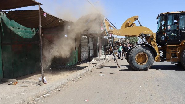 رفع الإشغالات وإزالة المخالفات من الأكشاك