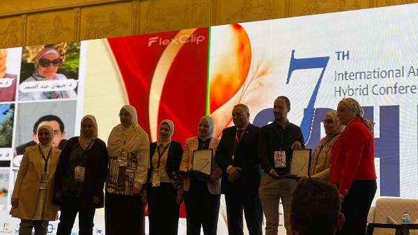 فوز فريق إدارة المعامل بالمركز الثاني 