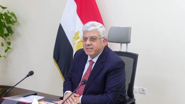 وزير التعليم العالي والبحث العلمي