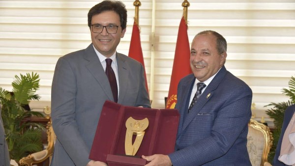 وزير الثقافة وومحافظ بورسعيد فى قصر ثقافة بورسعيد