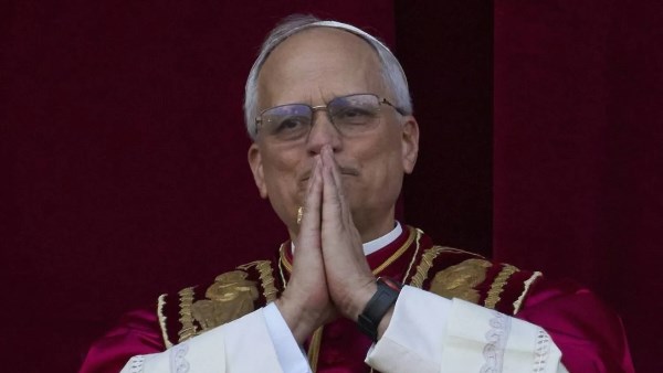  البابا ليو الرابع عشر 