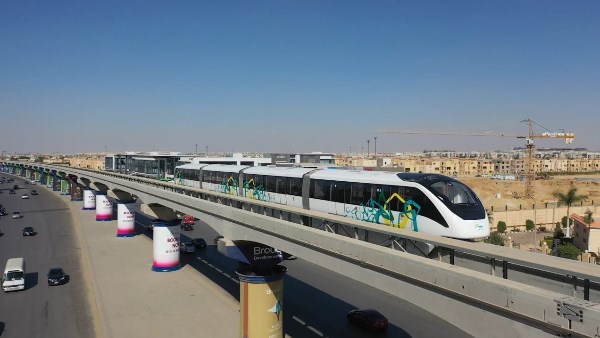  القطار الكهربائي الخفيف LRT 