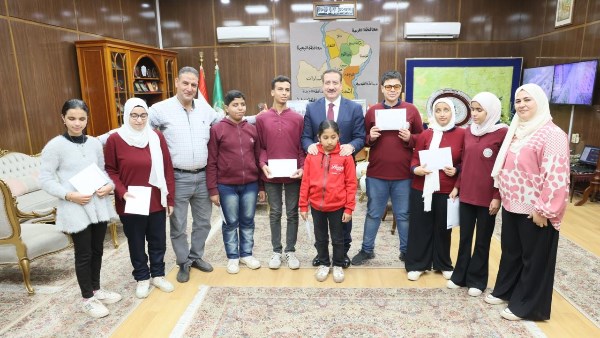 محافظ المنوفية يكرم الطلاب المتفوقين بمدرسة النور للمكفوفين