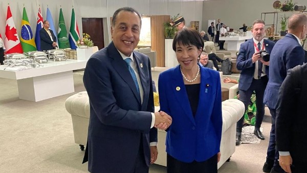 رئيس الوزراء يلتقى رئيسة وزراء اليابان 