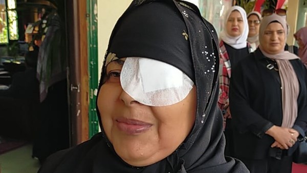 بشاش على عينها.. مسنة تدلي بصوتها في انتخابات النواب 2025 بكفر الشيخ 