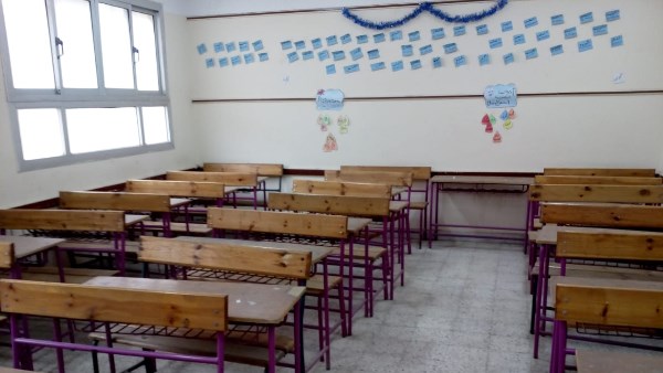 قررت إدارة الخصوص التعليمية بمحافظة القليوبية، فصل طالبة لمدة أسبوعين، لقيامها بسلوك مخالف داخل المدرسة تمثل في الرقص داخل إحدى المدارس التابعة للإدارة