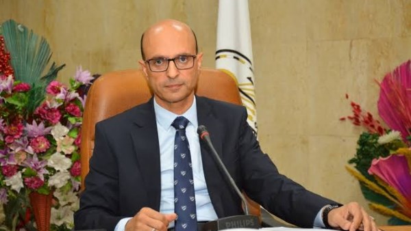 الدكتور أحمد المنشاوي رئيس جامعة أسيوط
