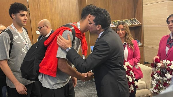 وزير الشباب والرياضة