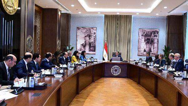 اجتماع رئيس الوزراء مع وفد البنك الدولي