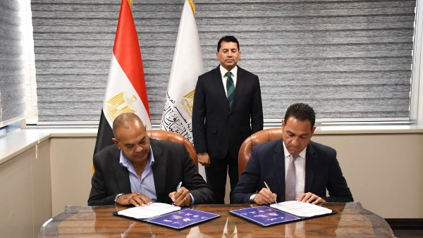 وزير الشباب والرياضة