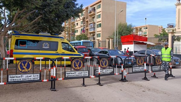 القبض على زوجة بعد مقتل زوجها أمام أطفاله الثلاثة.