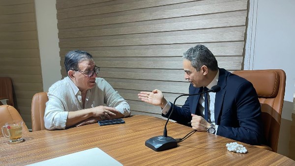 مدحت شلبي ونقييب الاعلاميين 